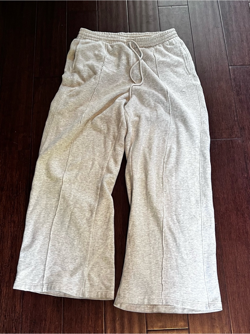 PINK Victoria's Secret Light Gray Cozy Flare Sweatpants